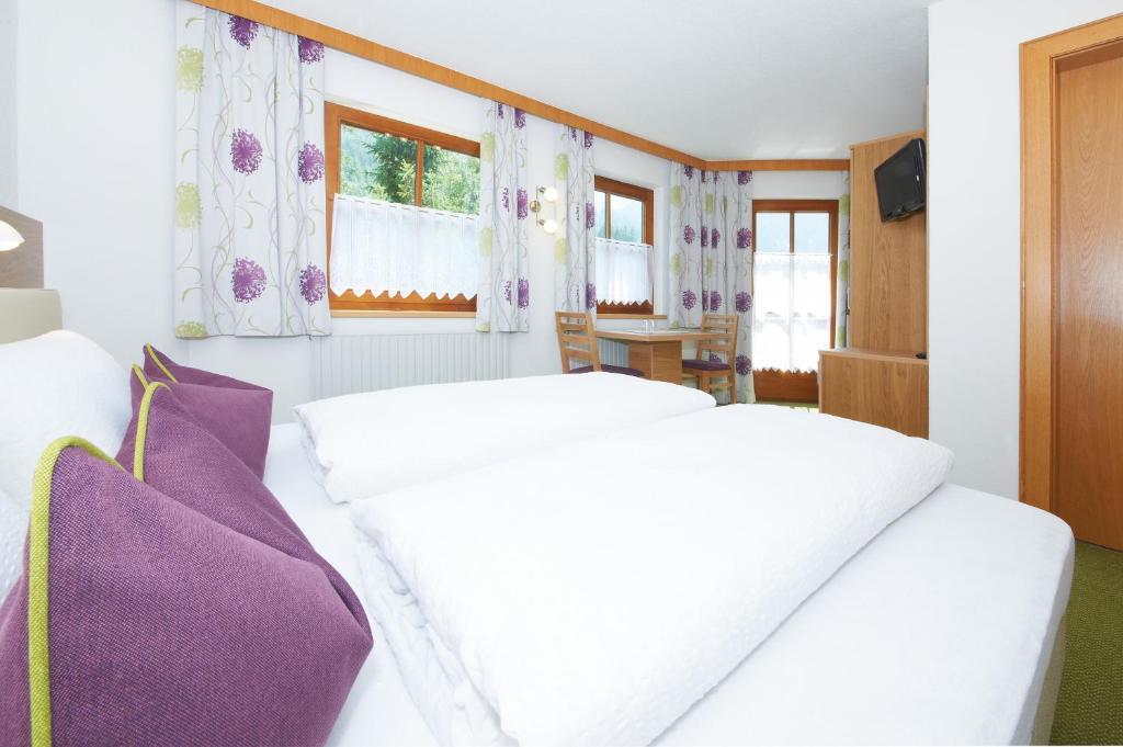 Haus Markus Strolz St. Anton am Arlberg Rom bilde