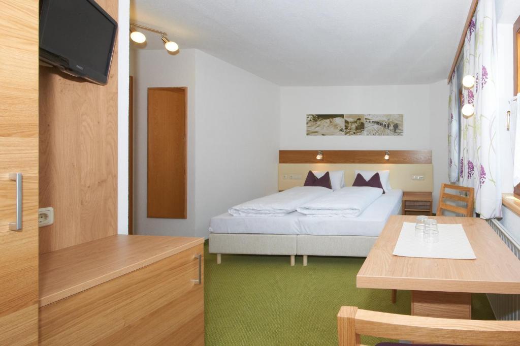 Haus Markus Strolz St. Anton am Arlberg Rom bilde